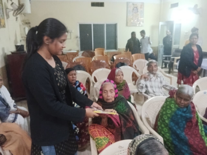 Students of the Social Service Society visited the old age home at Sambalpur on 12/01/2026