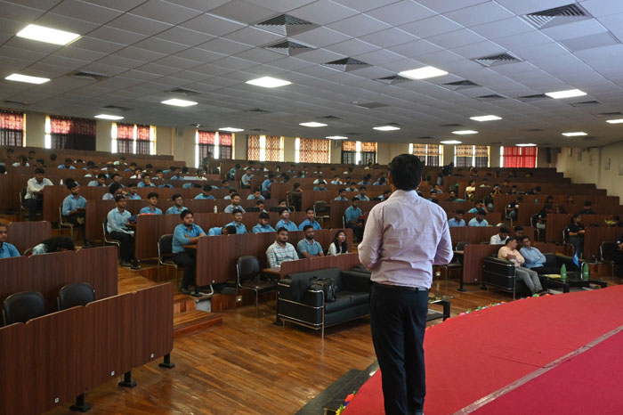 IEEE Day and Tech Summit 2025 at VSSUT Burla on 17 and 18 October in the E-learning centre