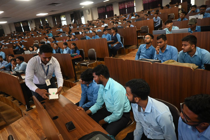 IEEE Day and Tech Summit 2025 at VSSUT Burla on 17 and 18 October in the E-learning centre