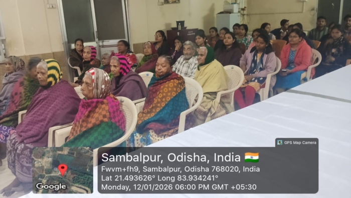 Students of the Social Service Society visited the old age home at Sambalpur on 12/01/2026